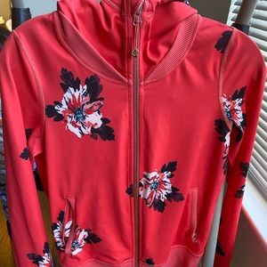 Lululemon jacket in beautiful print.